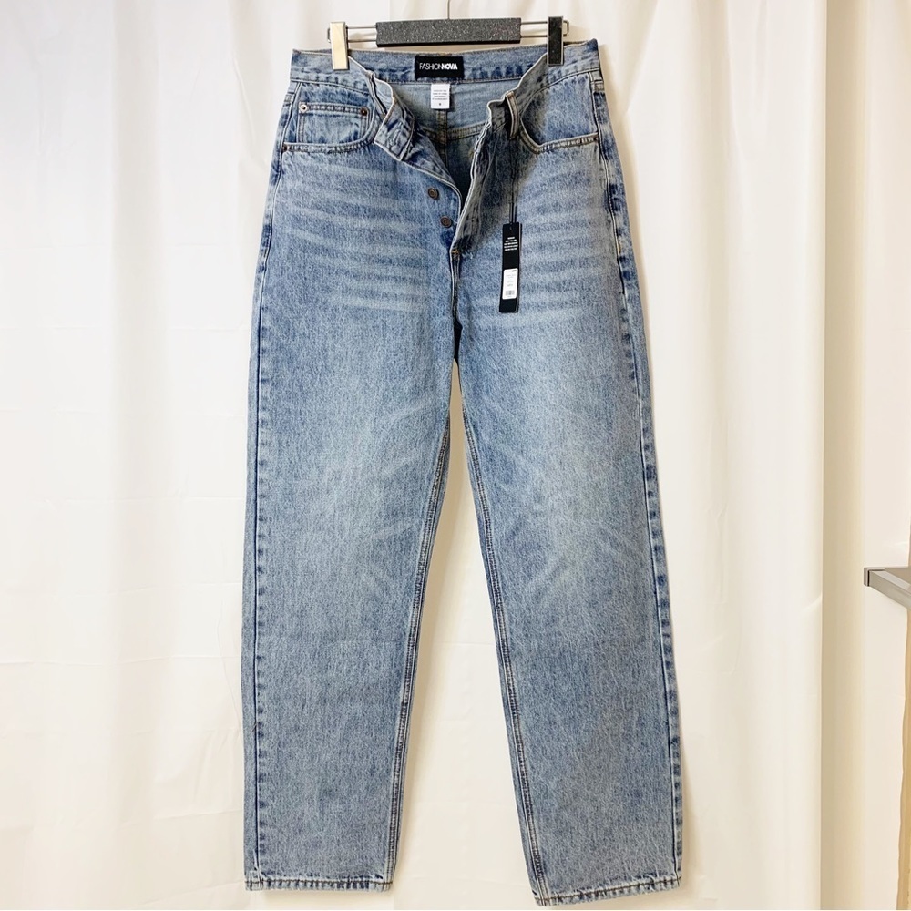 NWT Fashion Nova Crossover Straight Leg Jeans - Blue Light Wash
